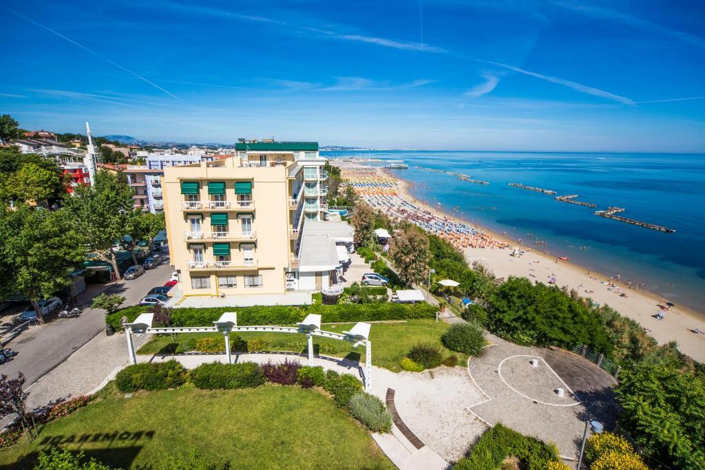 Hotel Adler Габічче-Маре Екстер'єр фото