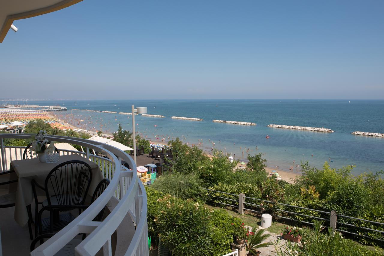 Hotel Adler Габічче-Маре Екстер'єр фото